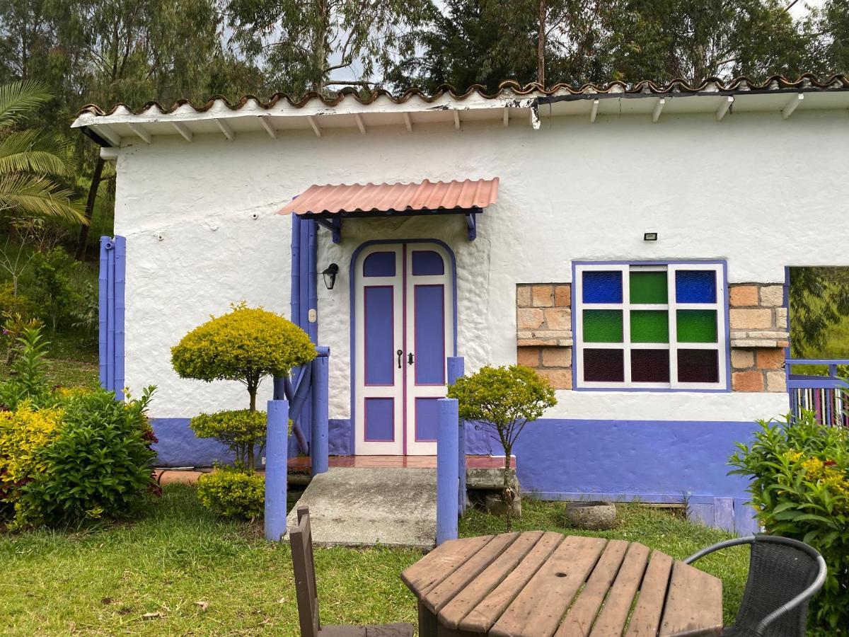 Cabanas Y Flores Jericoc (Antioquia) Exterior foto